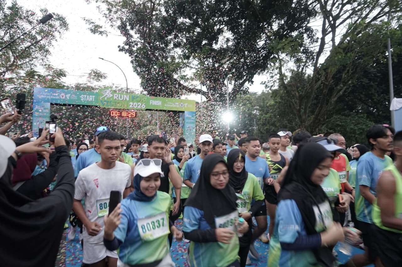 Peserta Run For Vision 2026 Saat Lari