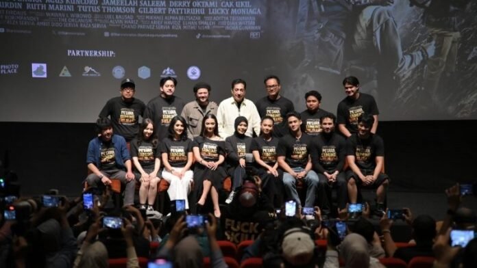 Teror Alas Lali Jiwo Holopis