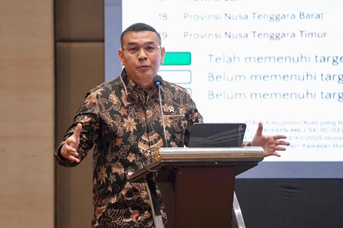 Wamen Ossy Darmawan Holopis