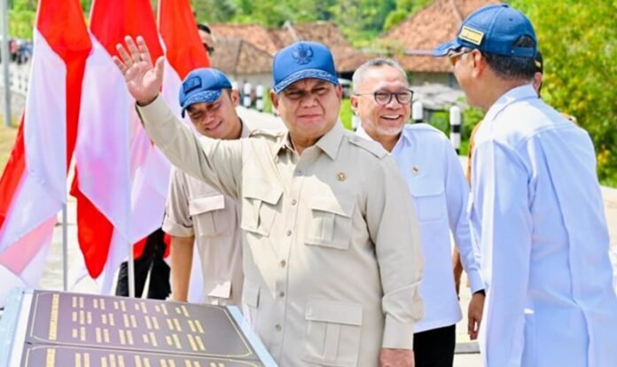 Presiden Prabowo Di Jatim Holopis