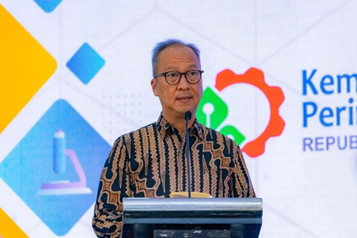 Agus Gumiwang Holopis