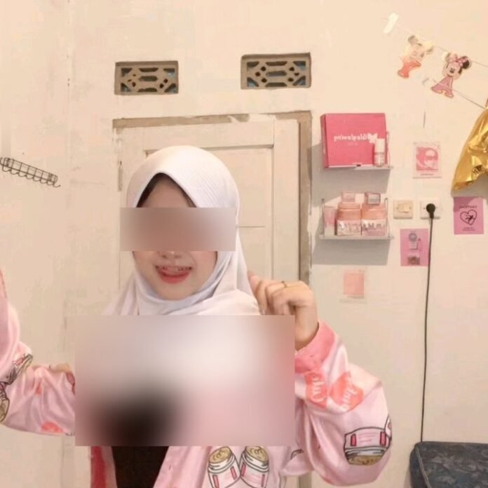 Nazwa Viral Holopis