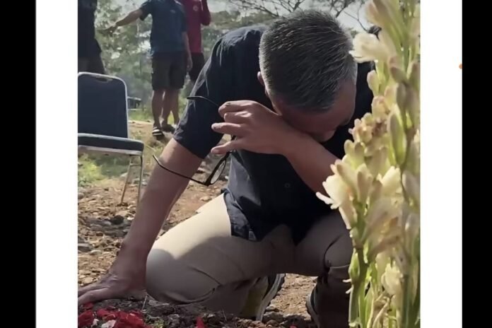 Abdel di Makam Temon Holopis