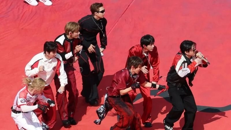 Bts Holopis