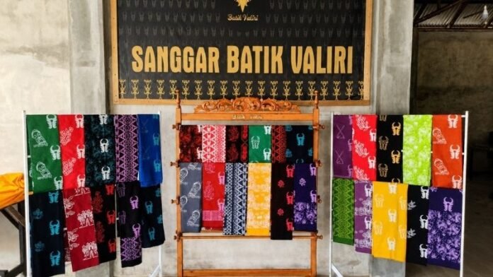 Batik Valiri Holopis