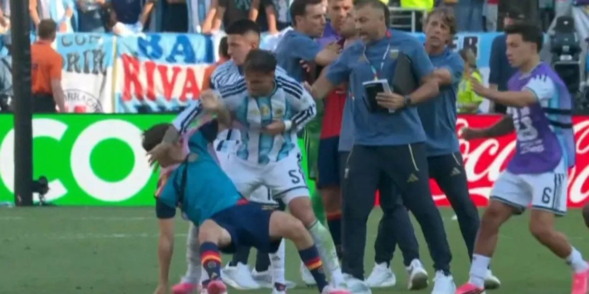 Kalah di Final, Leandro Paredes Lepas Emosi? Eric Garcia dan Gavi Jadi Korban