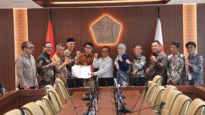 Fraksi Partai Gerindra Dpr Ri Terima Audiensi Forkopi Holopis 1 Fraksi Partai Gerindra Dpr Ri Terima Audiensi Forkopi Holopis 1