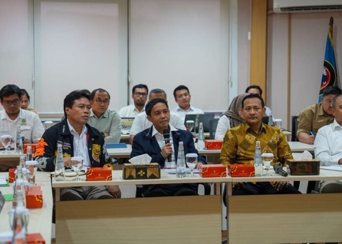 Menhut Raja Juli Rapat Soal Karhutla Bersama Jajaran Gakkum Kemenhut Holopis