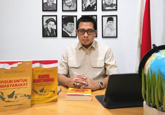 Ngasiman Djoyonegoro Simon