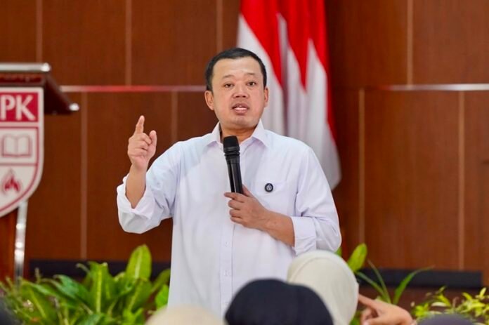Nusron Wahid Holopis