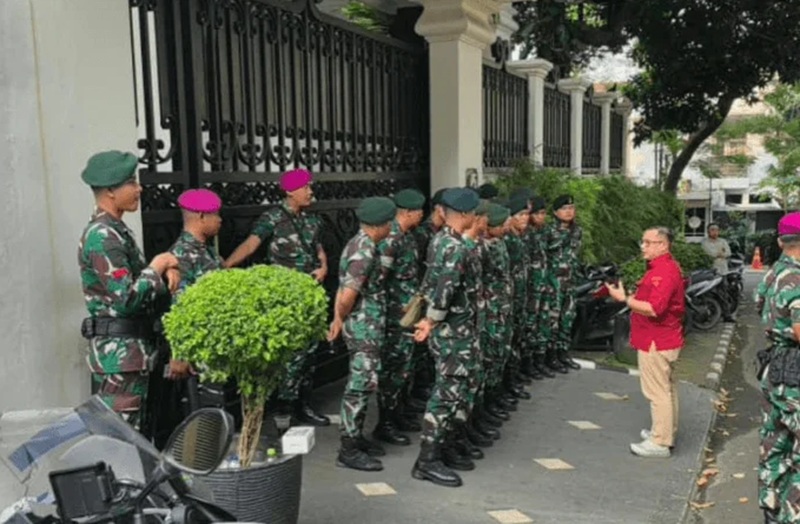Pengamanan Kediaman Febrie Ardiansyah Holopis.com
