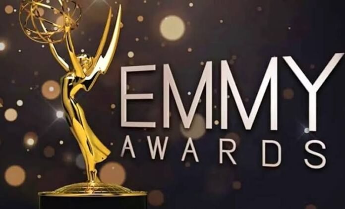 Piala Emmy Holopis.com