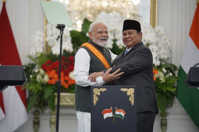 Prabowo Dan Modi Holopis 1