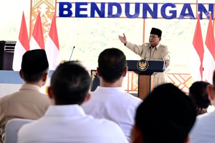 Presiden Prabowo Saat Memberikan Keterangan Dalam Peresmian Bendungan Di Bendungan Meninting Kabupaten Lombok Barat Provinsi Nusa Tenggara Barat Ntb Holopis