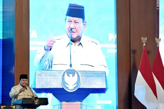 Presiden Prabowo Saat Memberikan Pidato Usai Panen Raya Serentak Di Kabupaten Malang Provinsi Jawa Timur Holopis