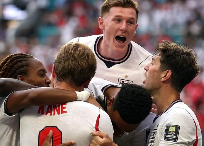 Skuad Timnas Inggris Selebrasi Gol Kemenangan Lawan Norwegia Di Perempat Final Piala Dunia 2026 Holopis