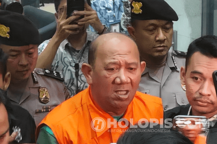 Syah Afandin Holopis