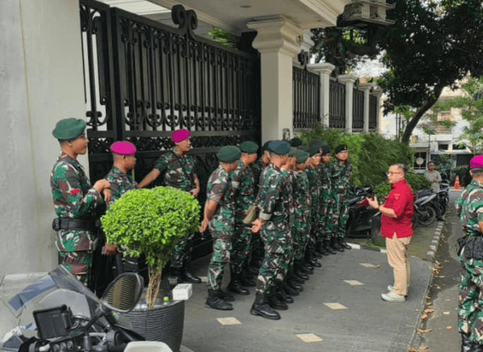Tni Di Rumah Jampidsus Febrie