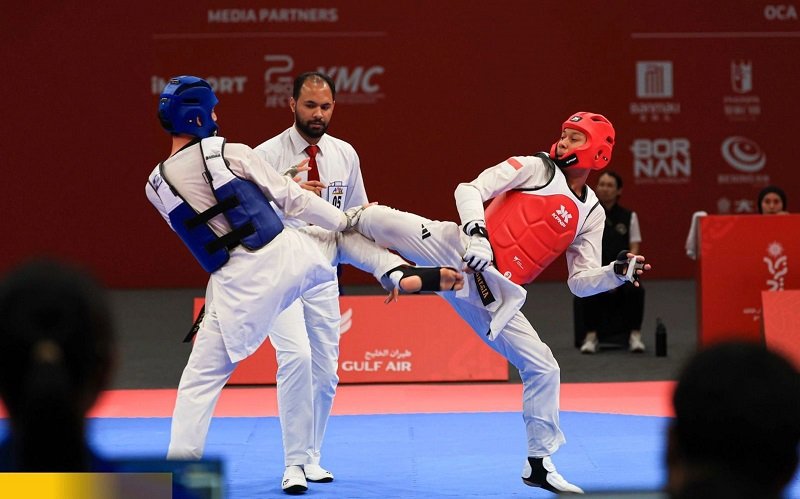 Taekwondo Indonesia Saat Berlaga Di Atas Arena Holopis