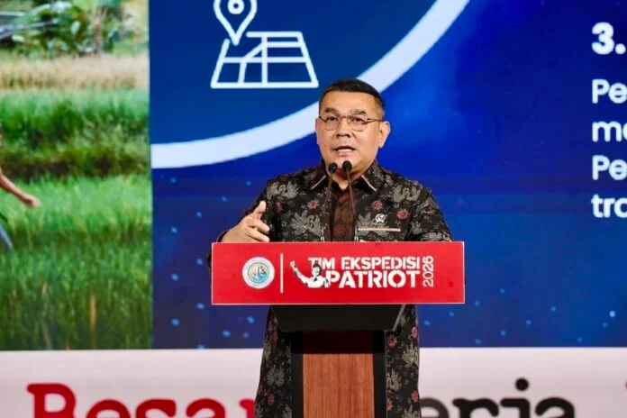 Wamen Ossy Holopis Wamen Ossy Holopis