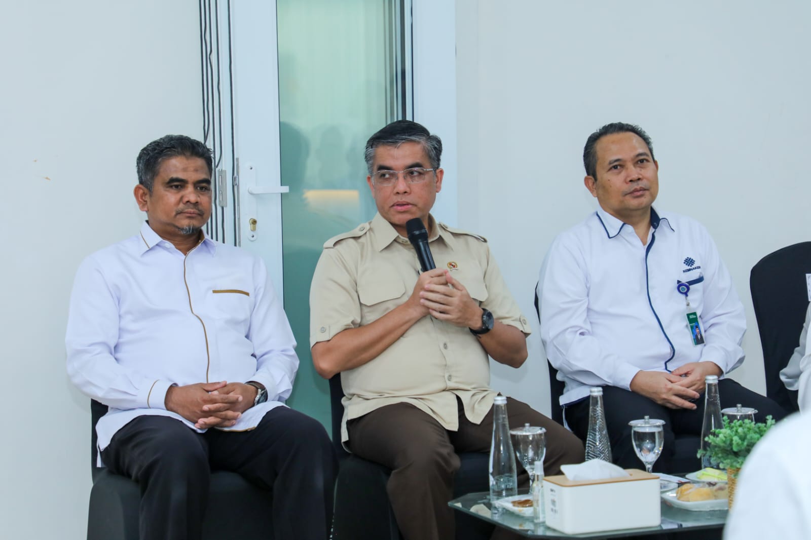 Yassierli Diskusi Di Balai Keselamatan Dan Kesehatan Kerja Medan
