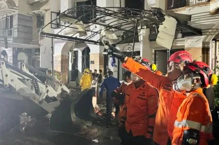 Bangunan Di Grand Polonia Medan Hancur Usai Ledaka