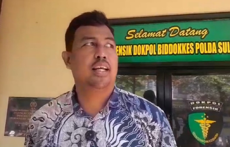 Iptu Ismail Holopis