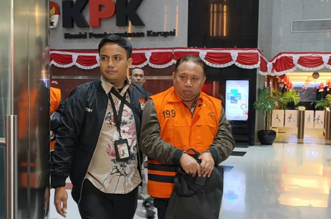 Akhmad Sodiq Di Kpk Holopis