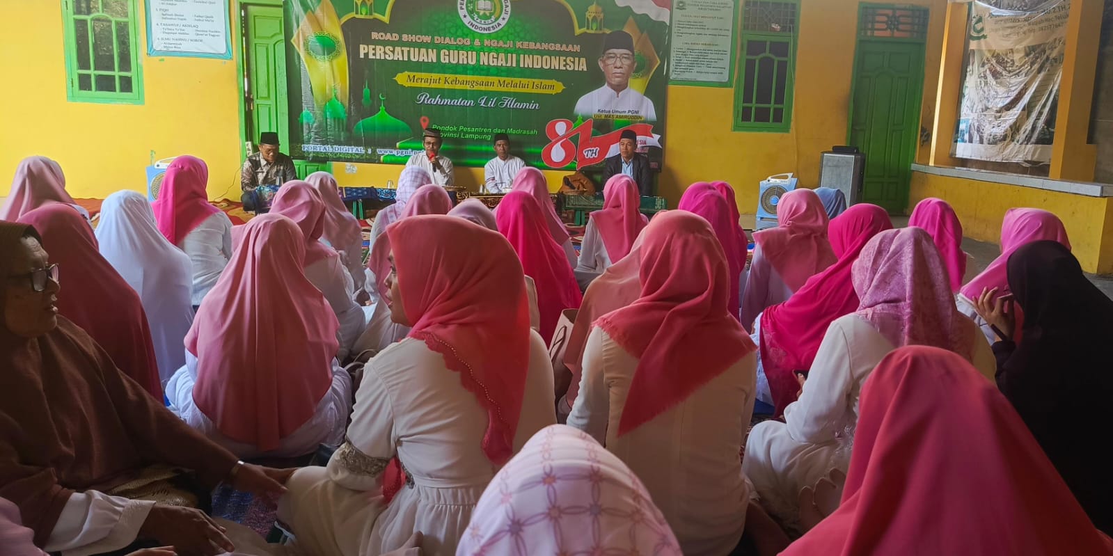 Diskusi Kebangsaan Di Pondok Pesantren Sirojud Tholibin Bandar Lampung Holopis