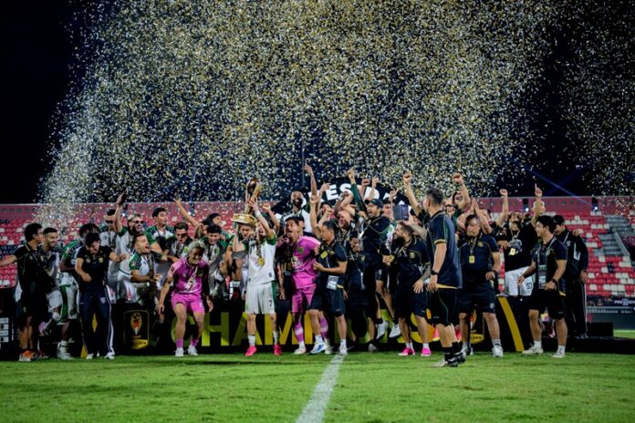 Persebaya Juara Piala Presiden 2026 Holopis