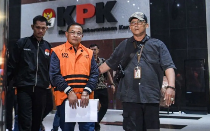 KPK dan Bupati Pati Sudewo Holopis