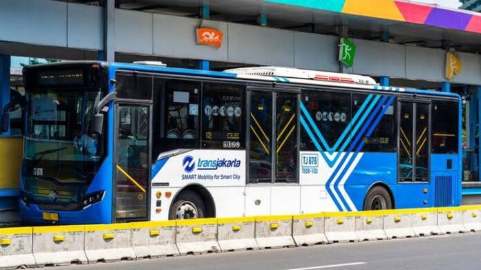 Transjakarta Holopis