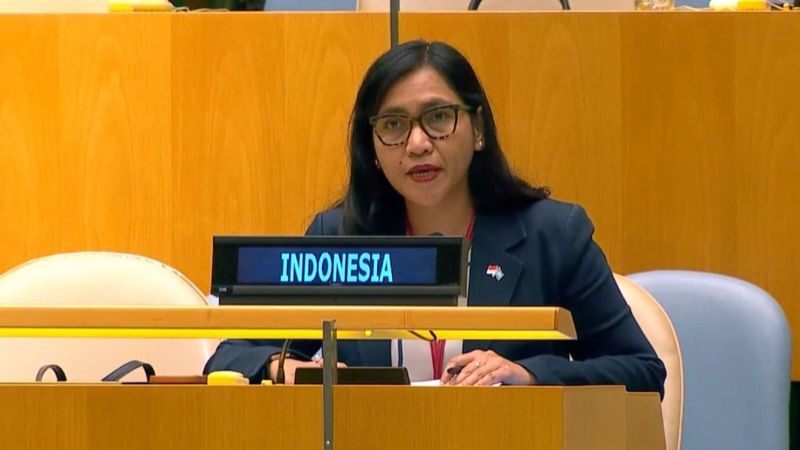Diplomat Indonesia Nona Gae Luna Holopis