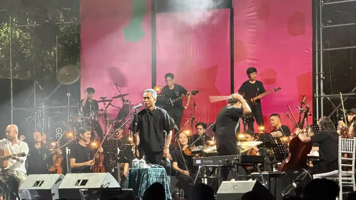 Fourtwnty Erwin Gutawa Holopis