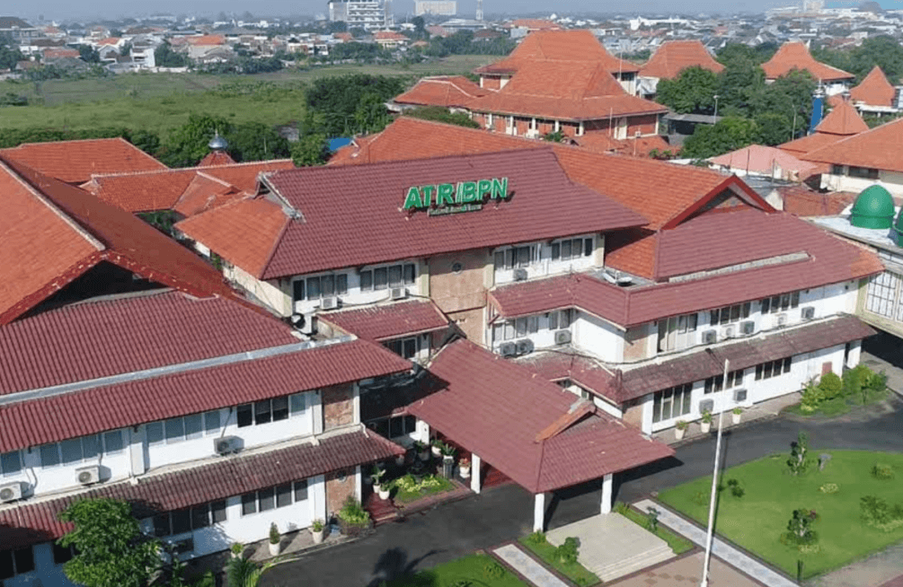 Kantor Pertanahan Provinsi Jawa Timur Holopis