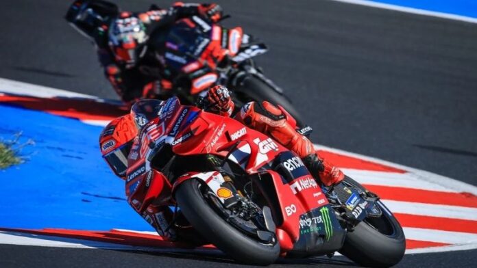Marc Marquez Holopis 7