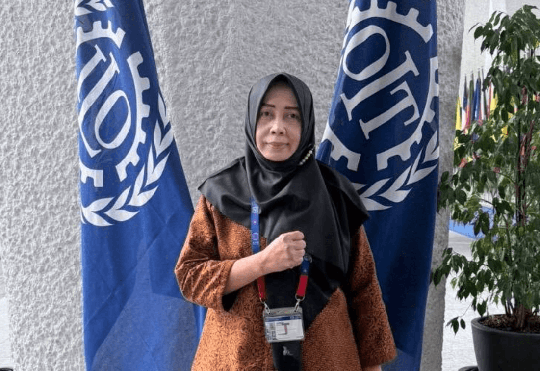 Mirah Sumirat Holopis