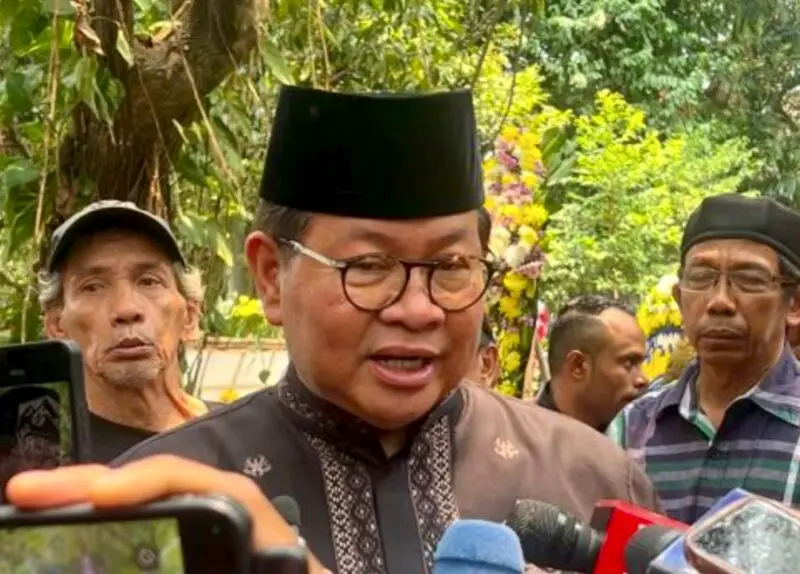 Pramono Anung Holopis