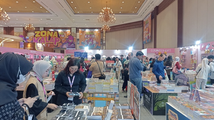 Suasana Pengunung Di Iibf 2026 Holopis