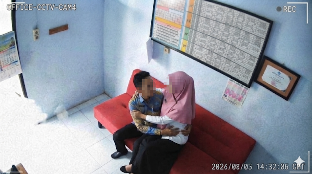 Video Iclik Kepsek Dan Guru Sd Holopis
