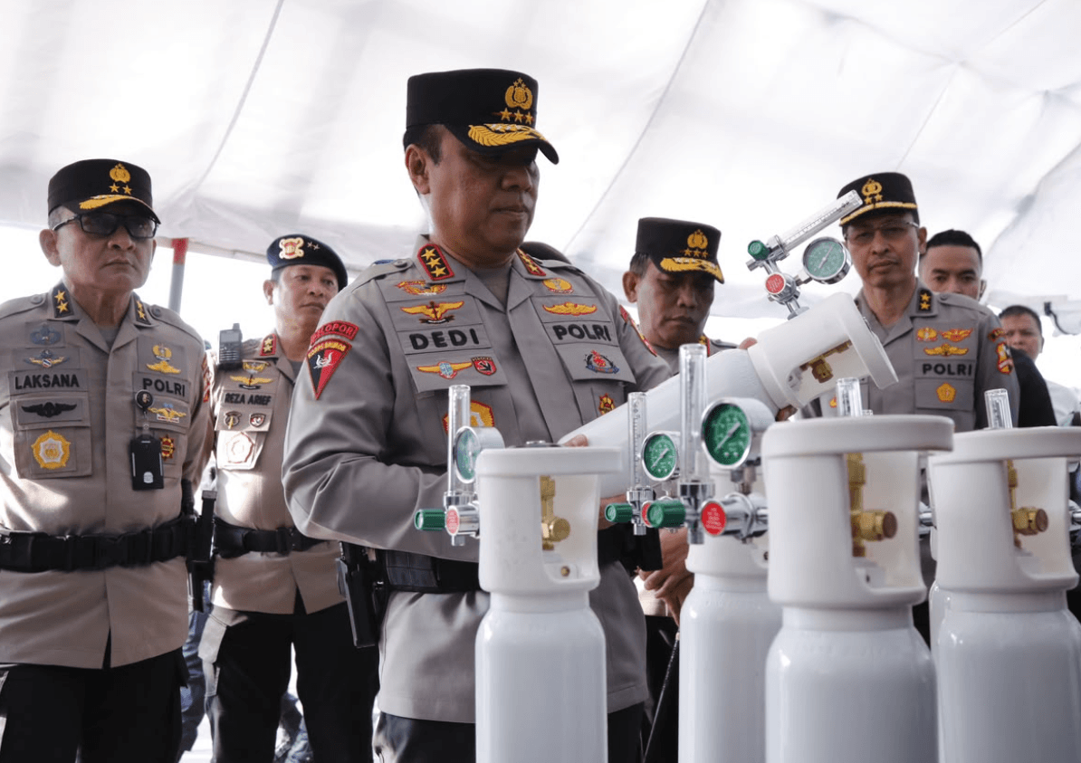 Wakapolri Dedi Holopis