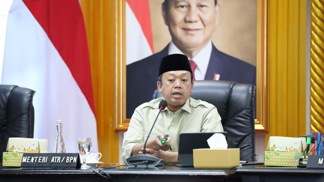 Nusron Wahid Holopis