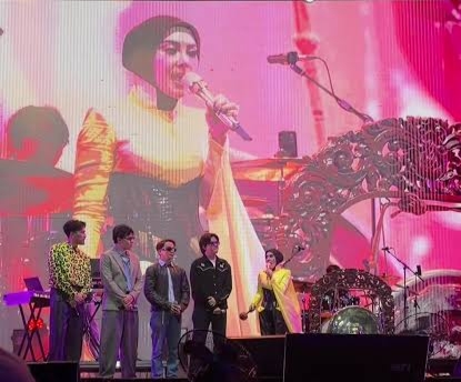 Syahrini Holopis
