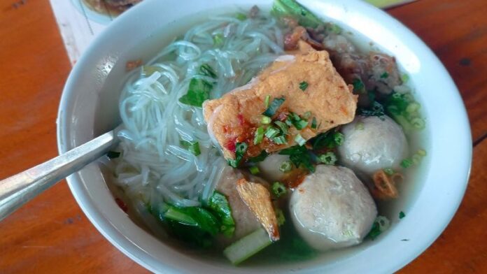 Bakso Holopis