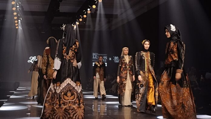 Batik Holopis