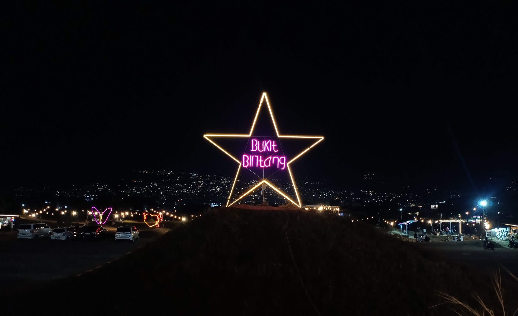 Bukit Bintang Holopis