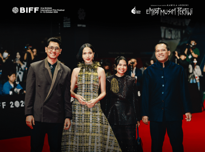 Cast Film Empat Musim Pertiwi Holopis