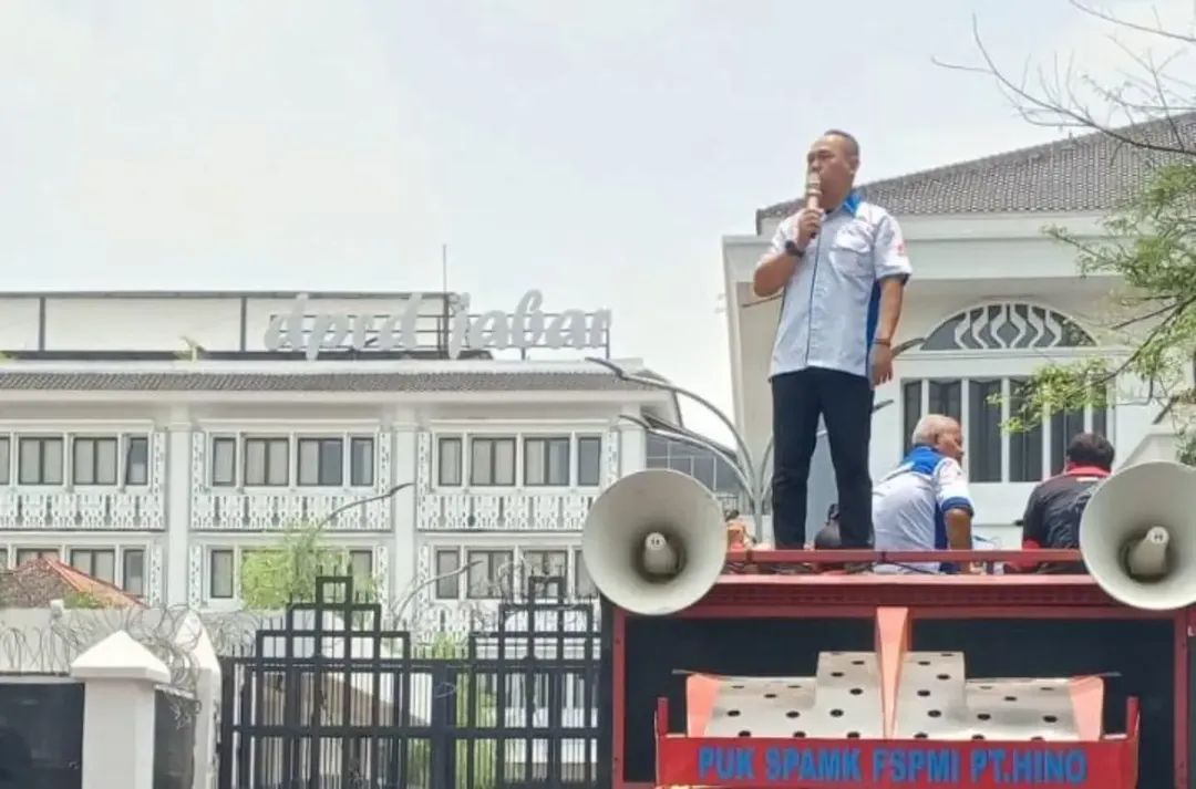 Demonstrasi Fspmi Jawa Barat Holopis