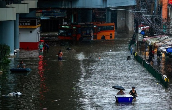 Holopis Banjir Thailand