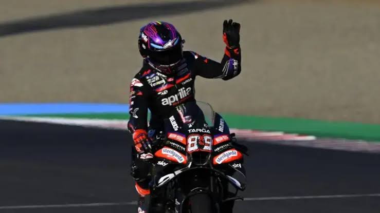 Jorge Martin Holopis 5
